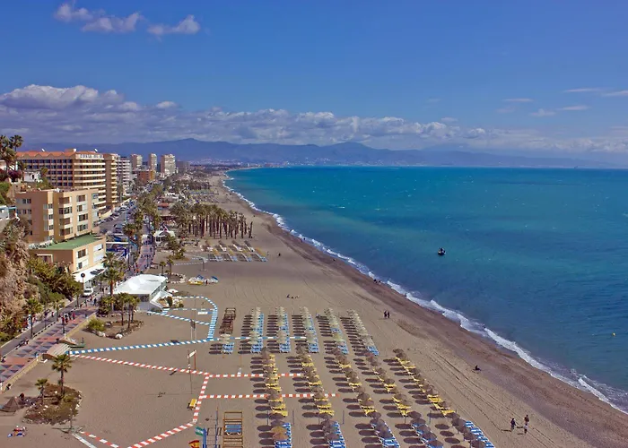 Mara's Seaviews -beachfront - Duplex Penthouse