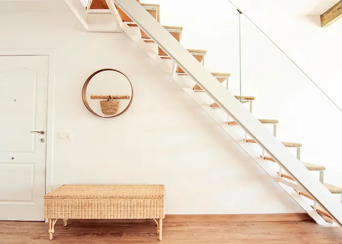 Mara's Seaviews -beachfront - Duplex Penthouse