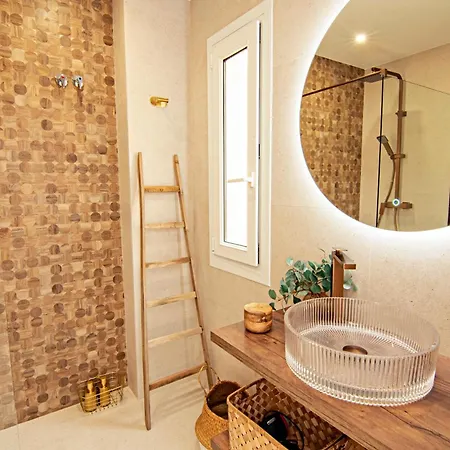 아파트 Mara's Seaviews -beachfront - Duplex Penthouse 토레몰리노스